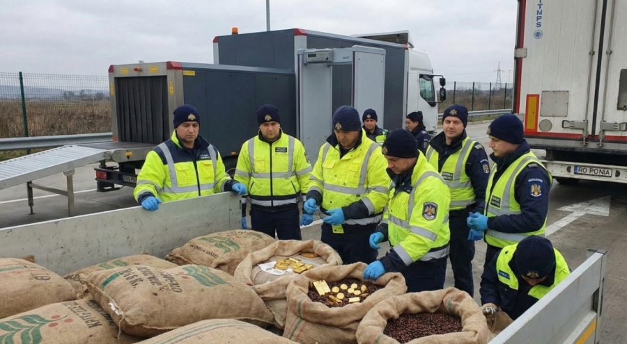 Kapitan Andreevo’da Tarihi Yakalama: Kahve Paketlerini Açan Gümrük Memurları Gözlerine İnanamadı!