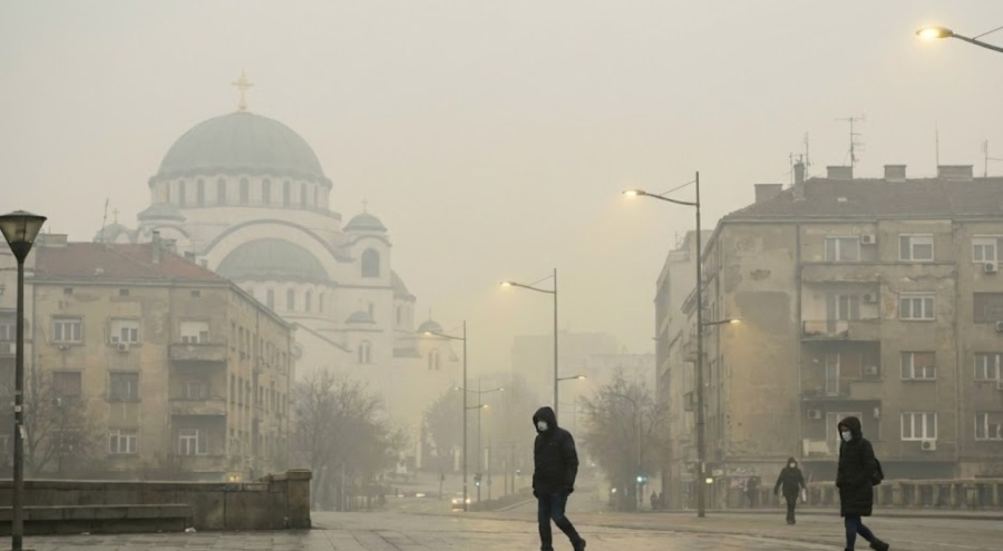Belgrad Zehir Soluyor! Hava Kirliliğinde "Dünya Birincisi" Oldu: Uzmanlardan Acil "Sokağa Çıkmayın" Uyarısı